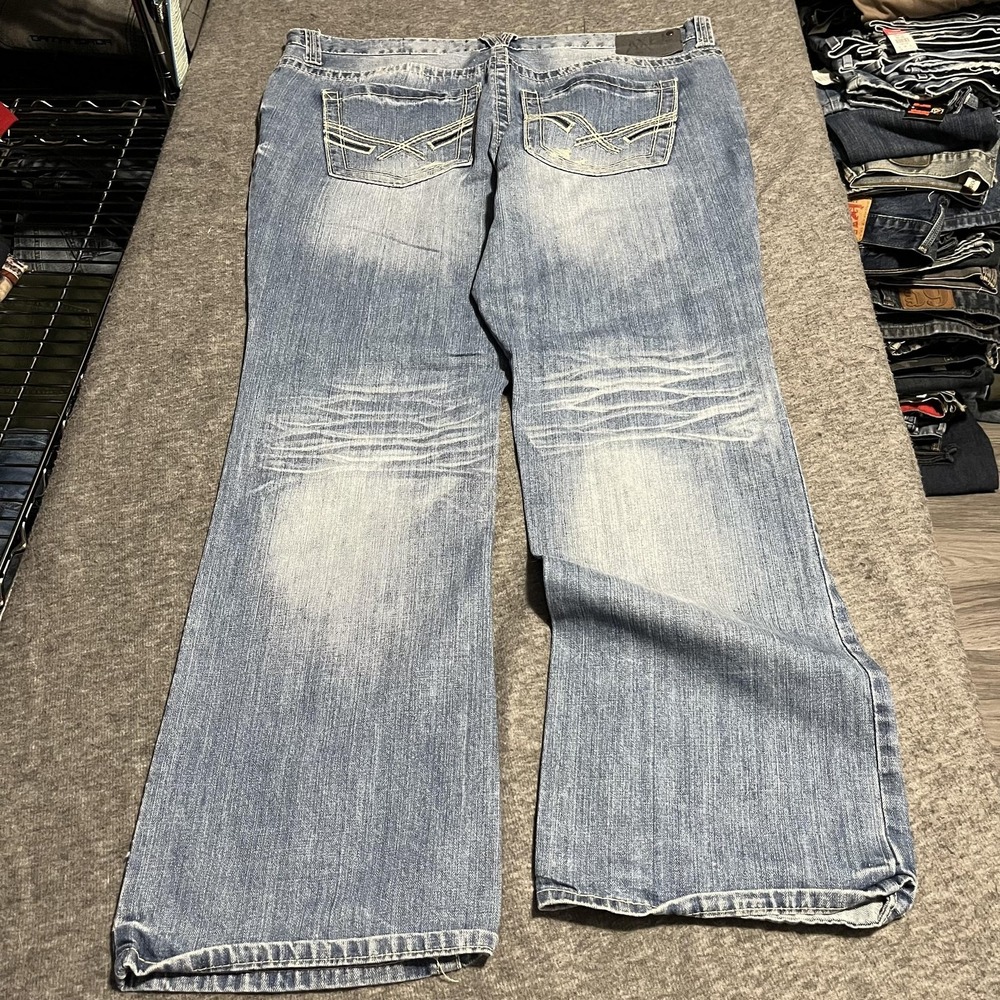T.K. Axel Wolcott Jeans Mens 38x32 Blue Light Wash Relaxed Bootcut Distressed